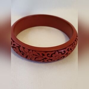 Vintage Chinese Cinnabar Hand Carved Bracelet (43grams)